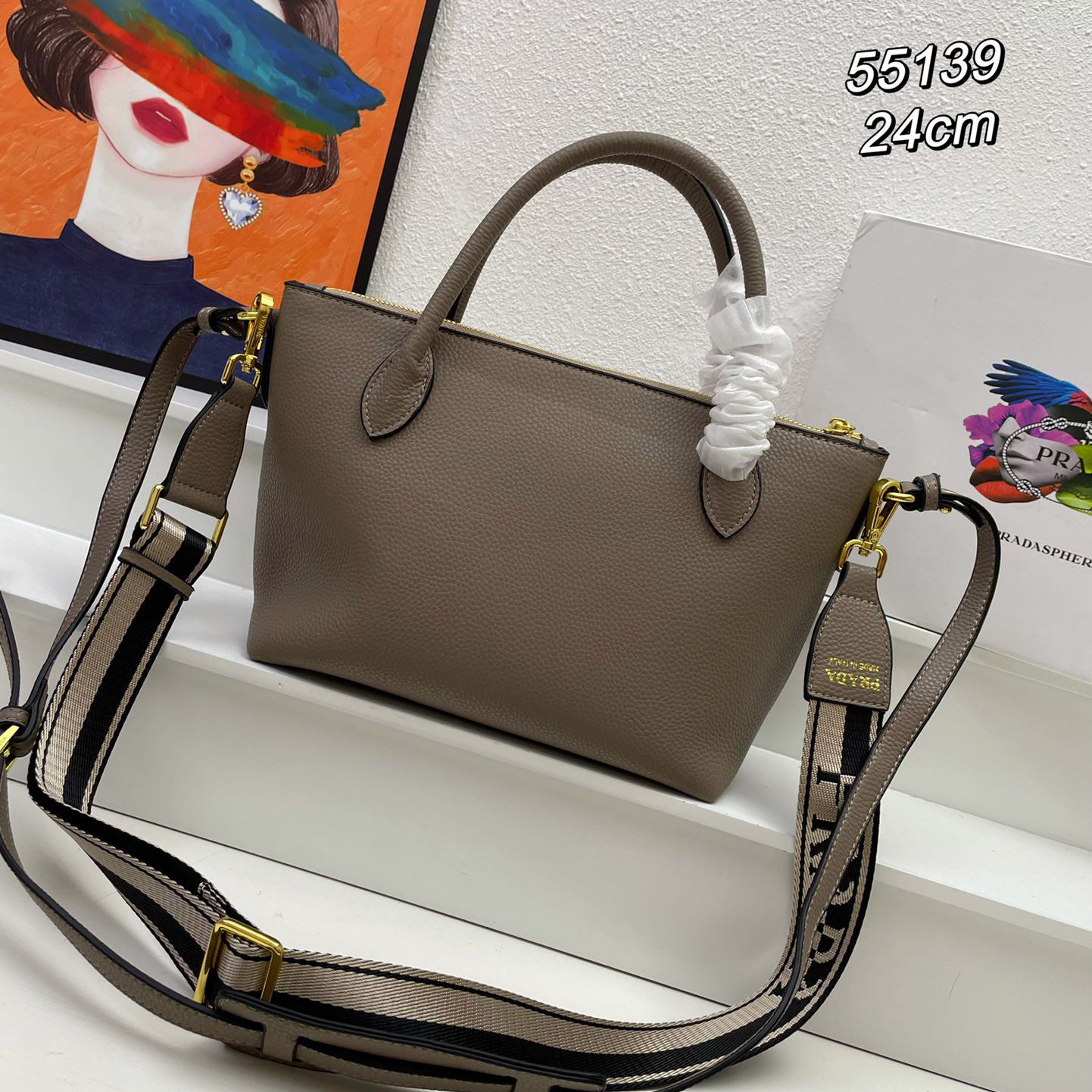 Pra*a shopping bags